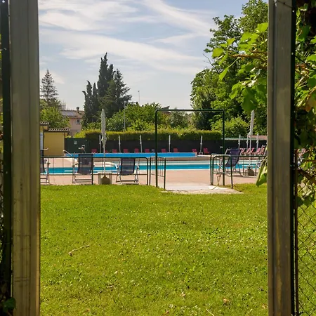 Affittacamere La Dimora Dell'artista 2*