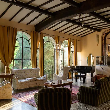 Casa de hóspedes La Dimora Dell'artista 4*