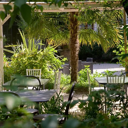 بيت ضيافة La Dimora Dell'artista بيرودجا